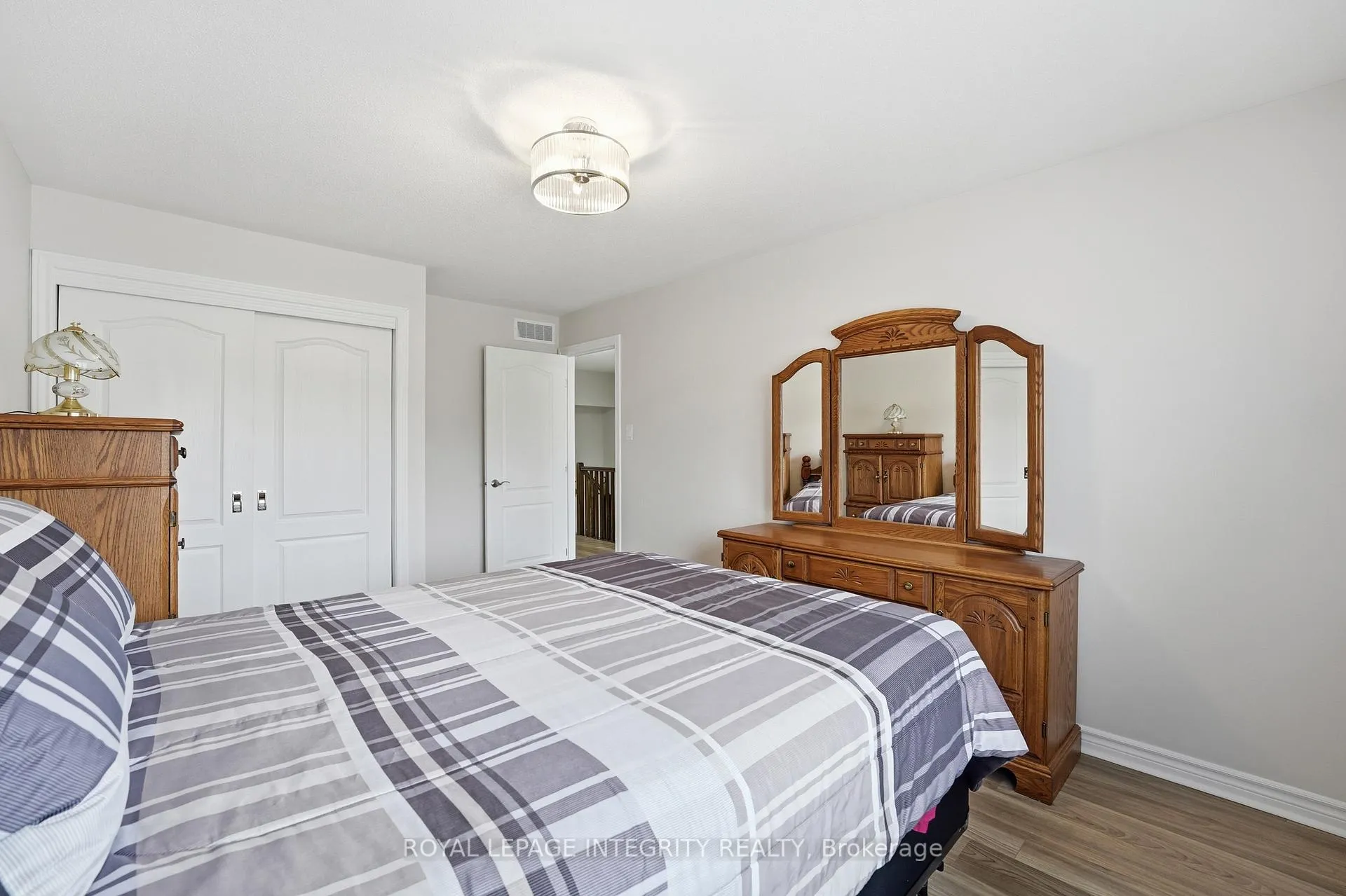 Photo 24 of 509 Cherokee Way, Ottawa, Stittsville (North) — HOMEH