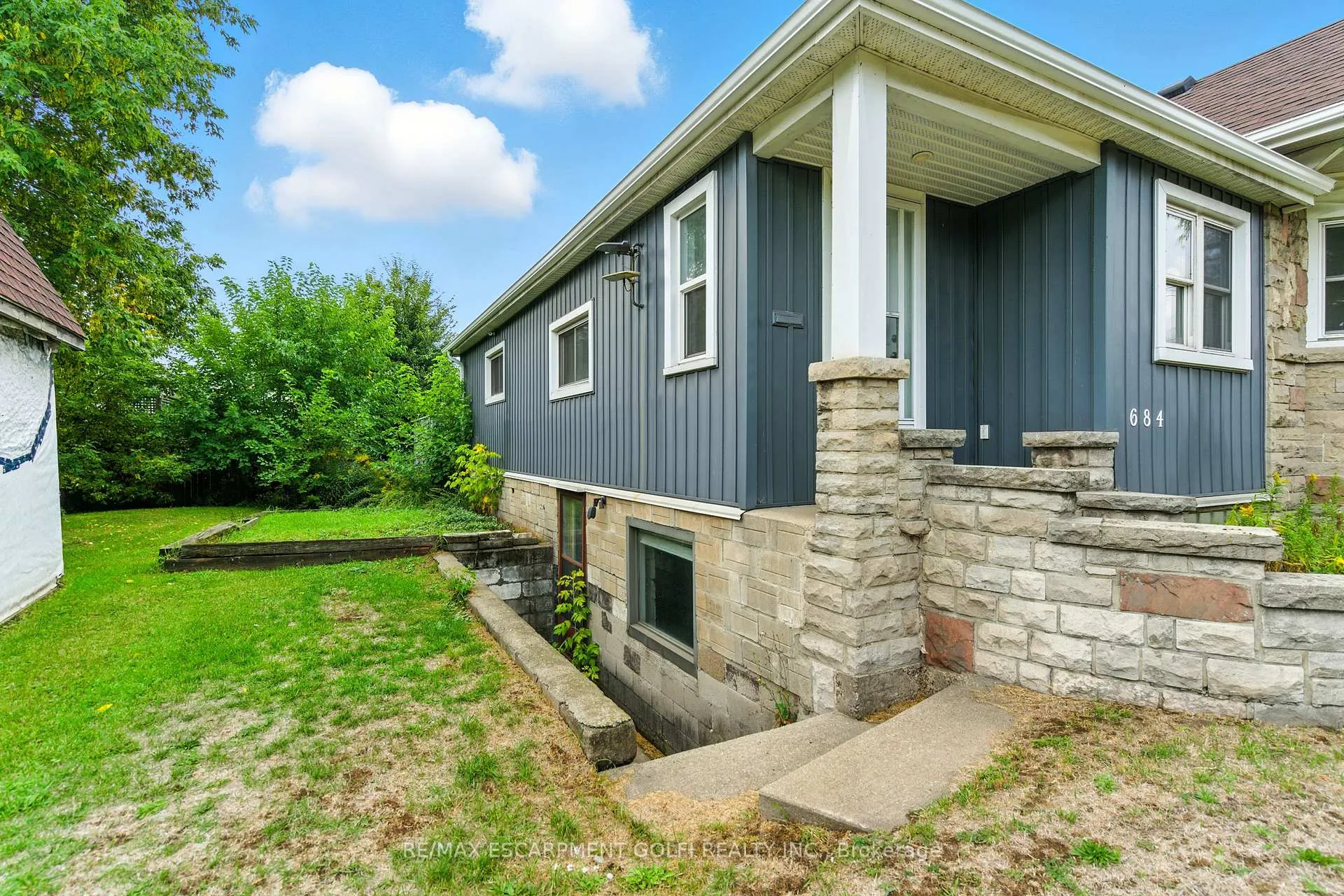 Photo 37 of 684 Beach Boulevard, Hamilton, Hamilton Beach — HOMEH