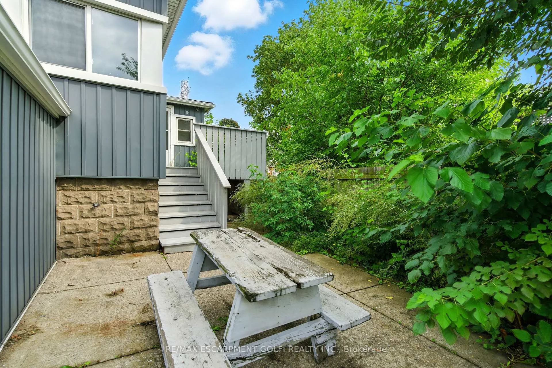Photo 41 of 684 Beach Boulevard, Hamilton, Hamilton Beach — HOMEH