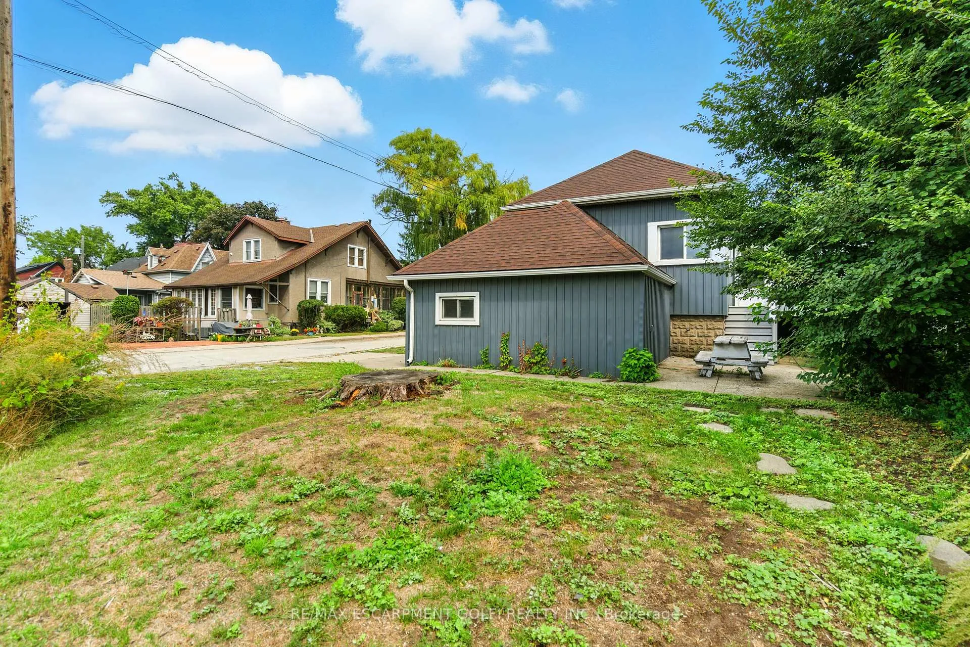 Photo 43 of 684 Beach Boulevard, Hamilton, Hamilton Beach — HOMEH