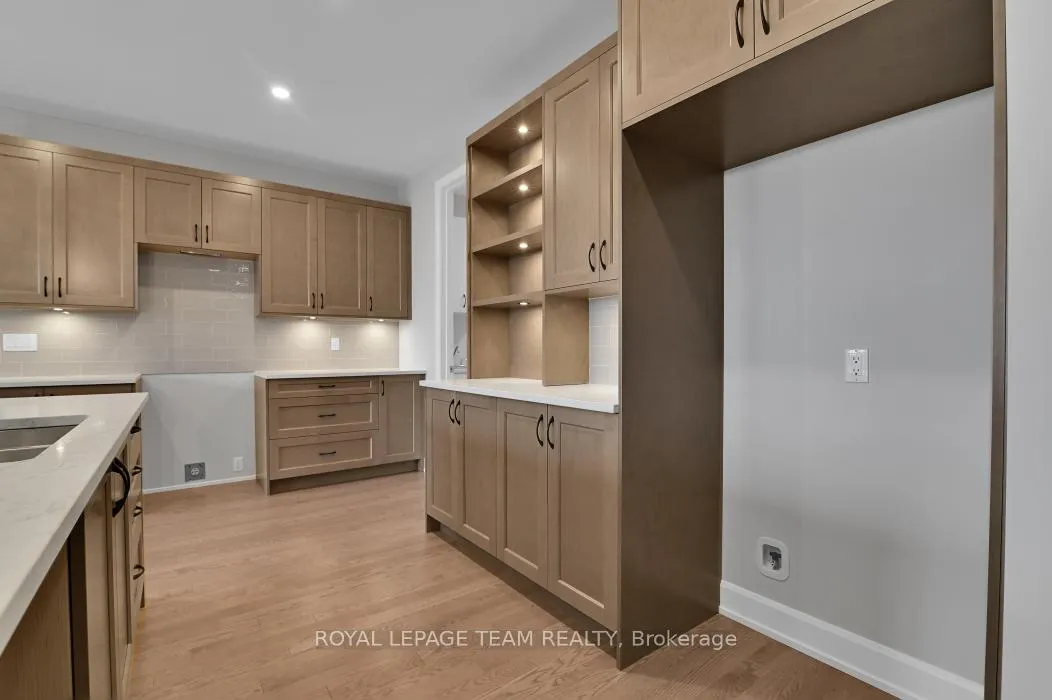 Photo 9 of 1181 Potter Drive, Brockville — HOMEH
