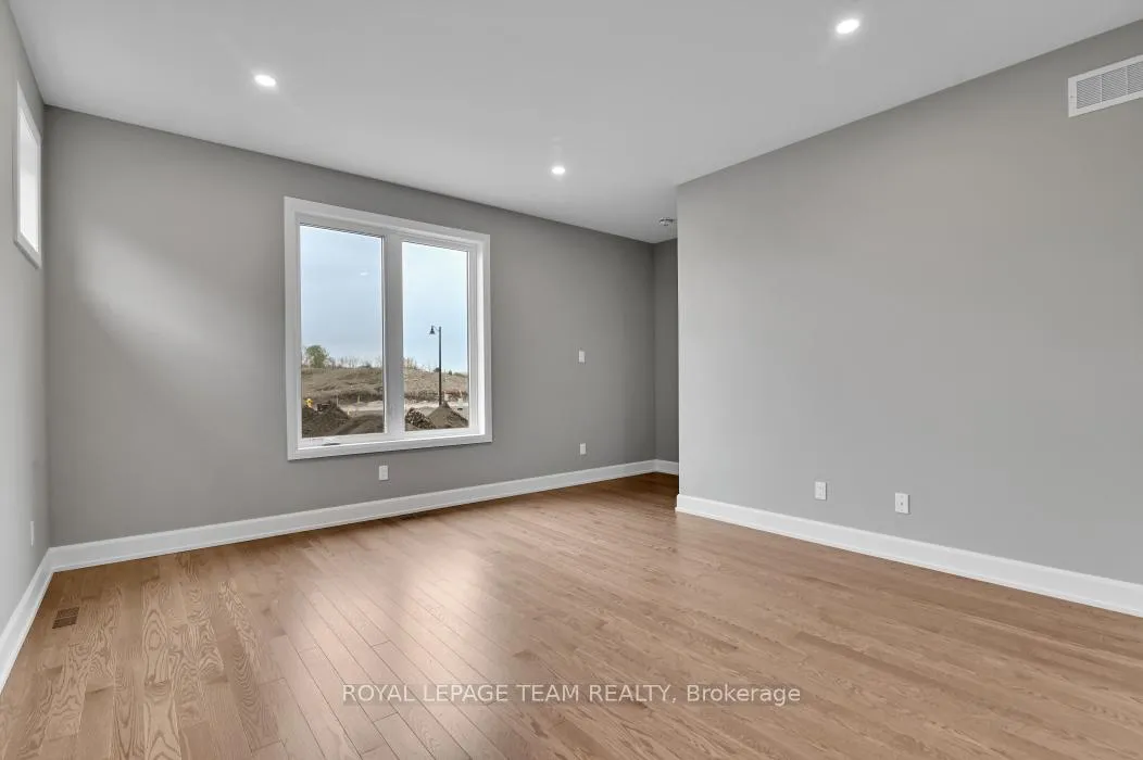Photo 32 of 1181 Potter Drive, Brockville — HOMEH