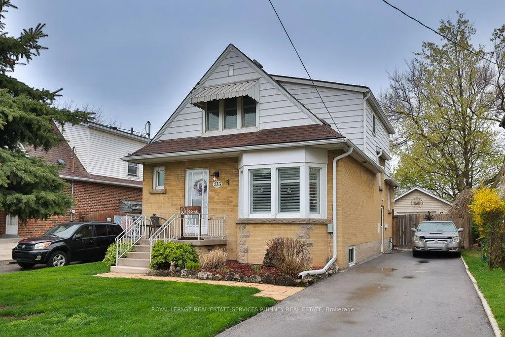Photo 2 of 233 Glenholme Avenue, Hamilton, Glenview — HOMEH