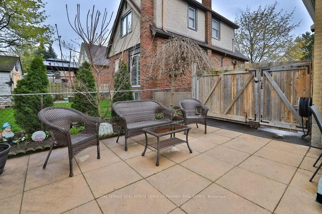 Photo 24 of 233 Glenholme Avenue, Hamilton, Glenview — HOMEH
