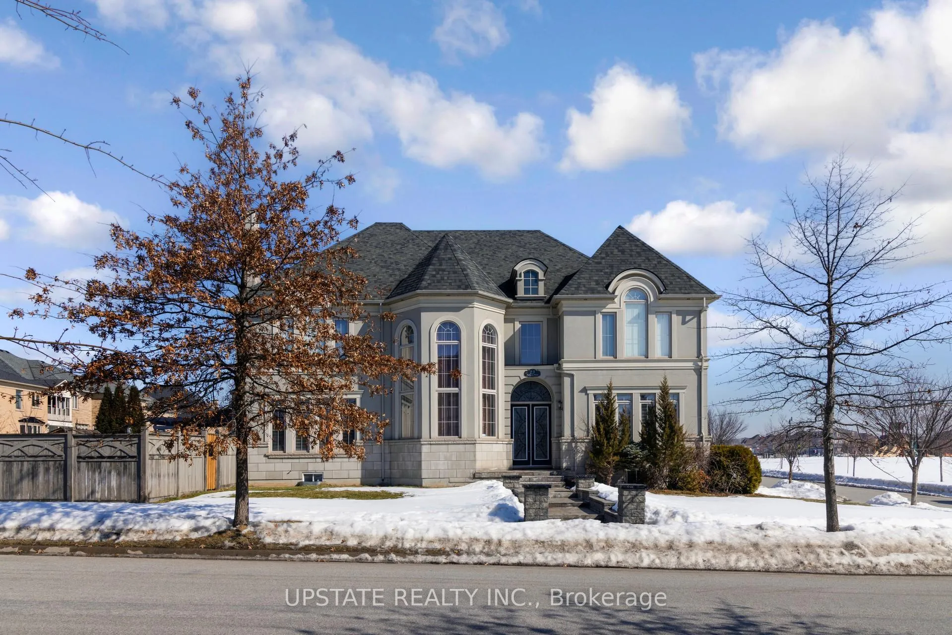 Front of 23 Dalmeny Drive