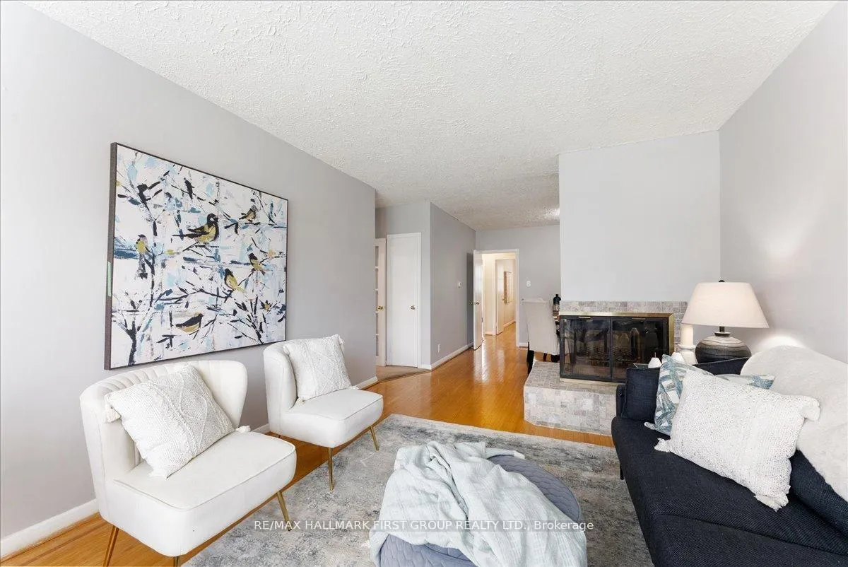 Photo 5 of 78 Tulloch Drive, Ajax, South East — HOMEH