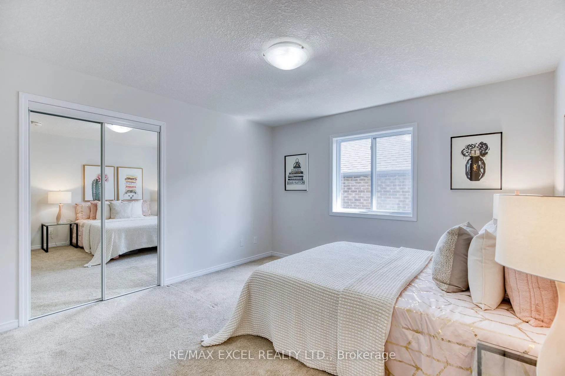 Photo 37 of 692 Indian Grass Street, Waterloo, Columbia Forest — HOMEH