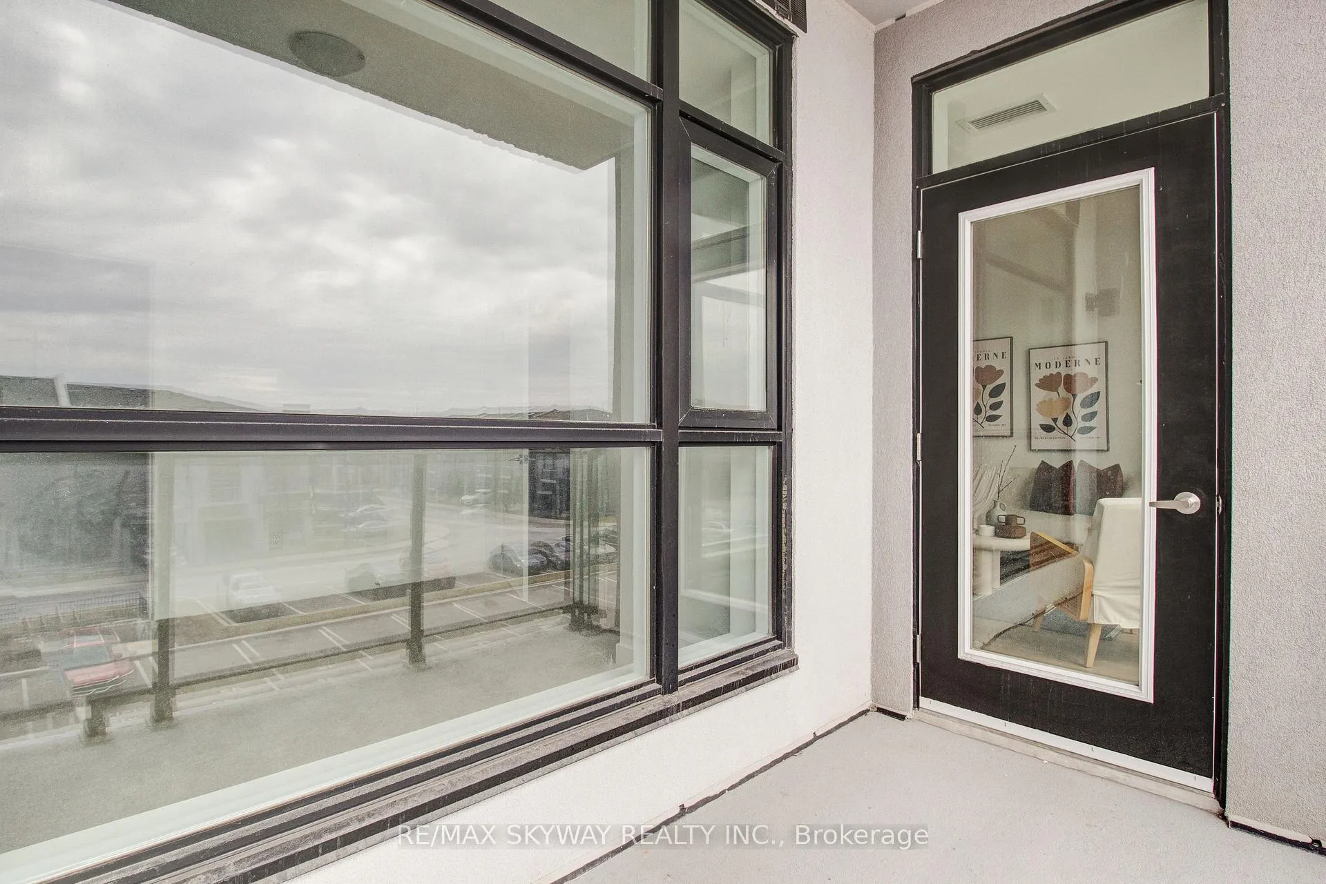Photo 37 of Unit 306, 600 North Service Road, Hamilton, Stoney Creek — HOMEH