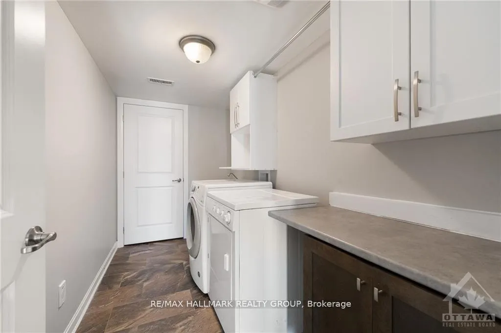 Photo 5 of 318 Willow Aster Circle, Ottawa, Avalon West — HOMEH
