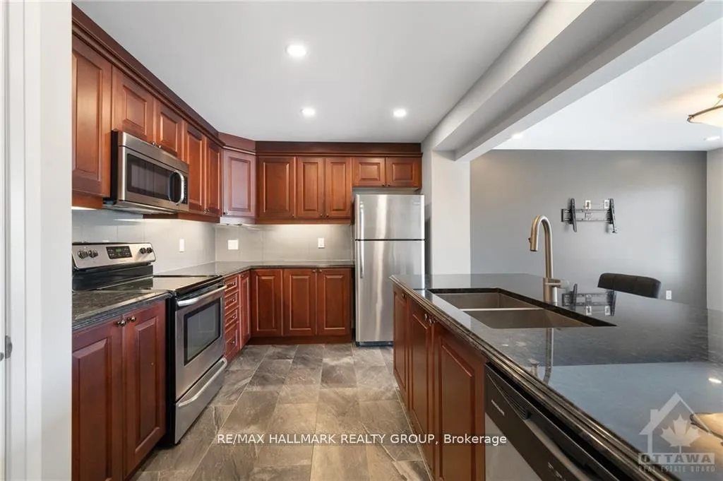 Photo 8 of 318 Willow Aster Circle, Ottawa, Avalon West — HOMEH