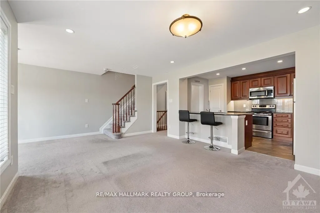 Photo 13 of 318 Willow Aster Circle, Ottawa, Avalon West — HOMEH
