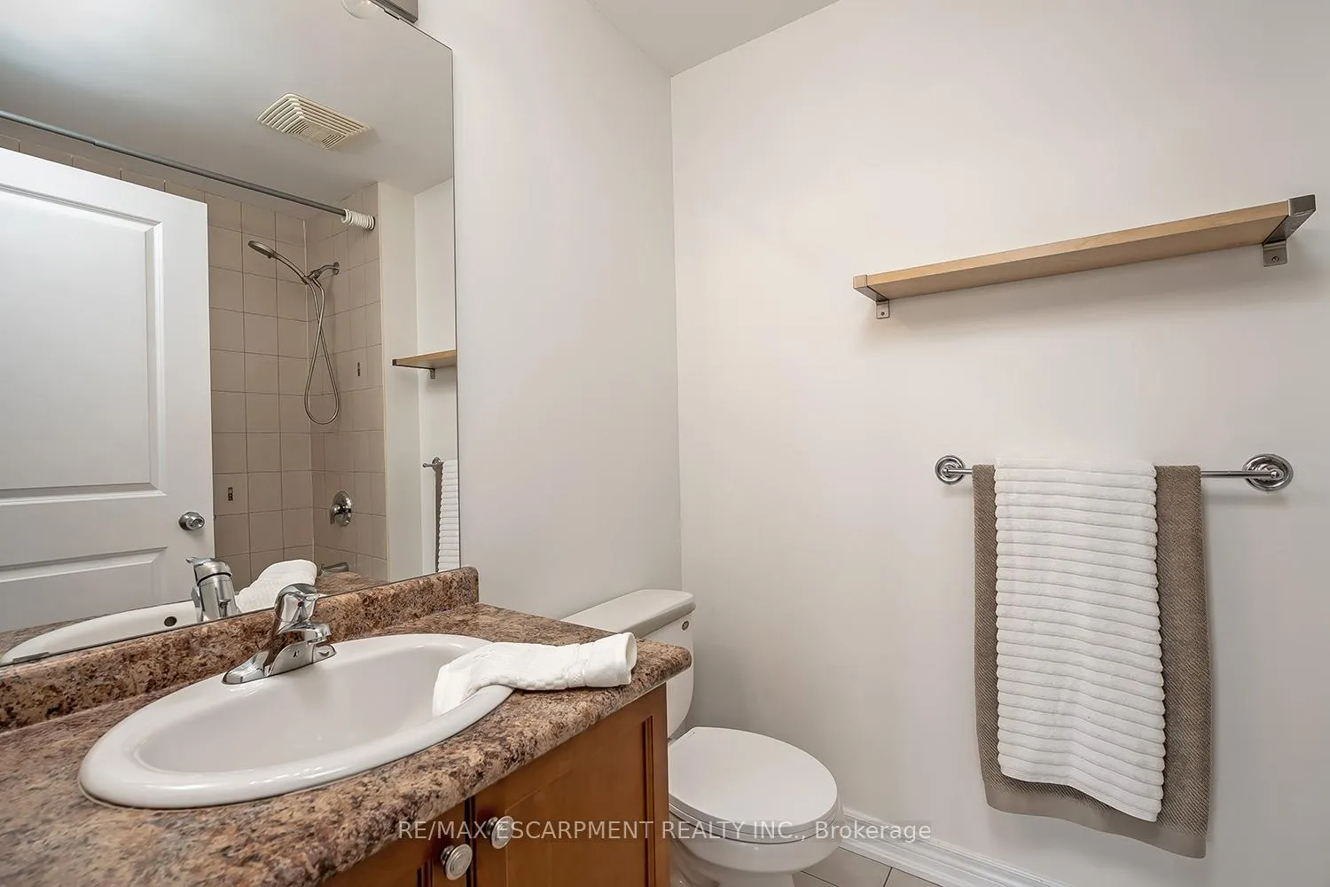 Photo 24 of Unit 503, 396 Plains Road E, Burlington, LaSalle — HOMEH