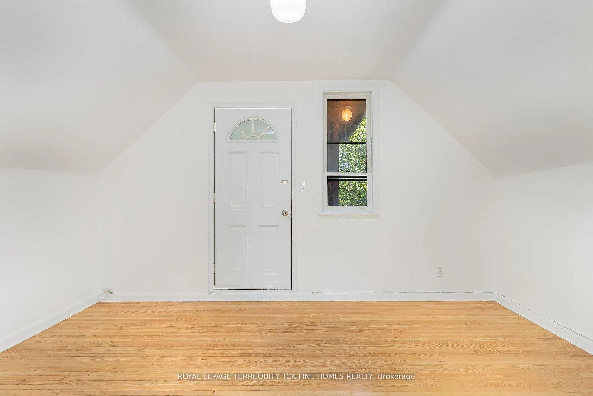 Photo 8 of 28 Lynvalley Crescent, Scarborough, Wexford-Maryvale — HOMEH