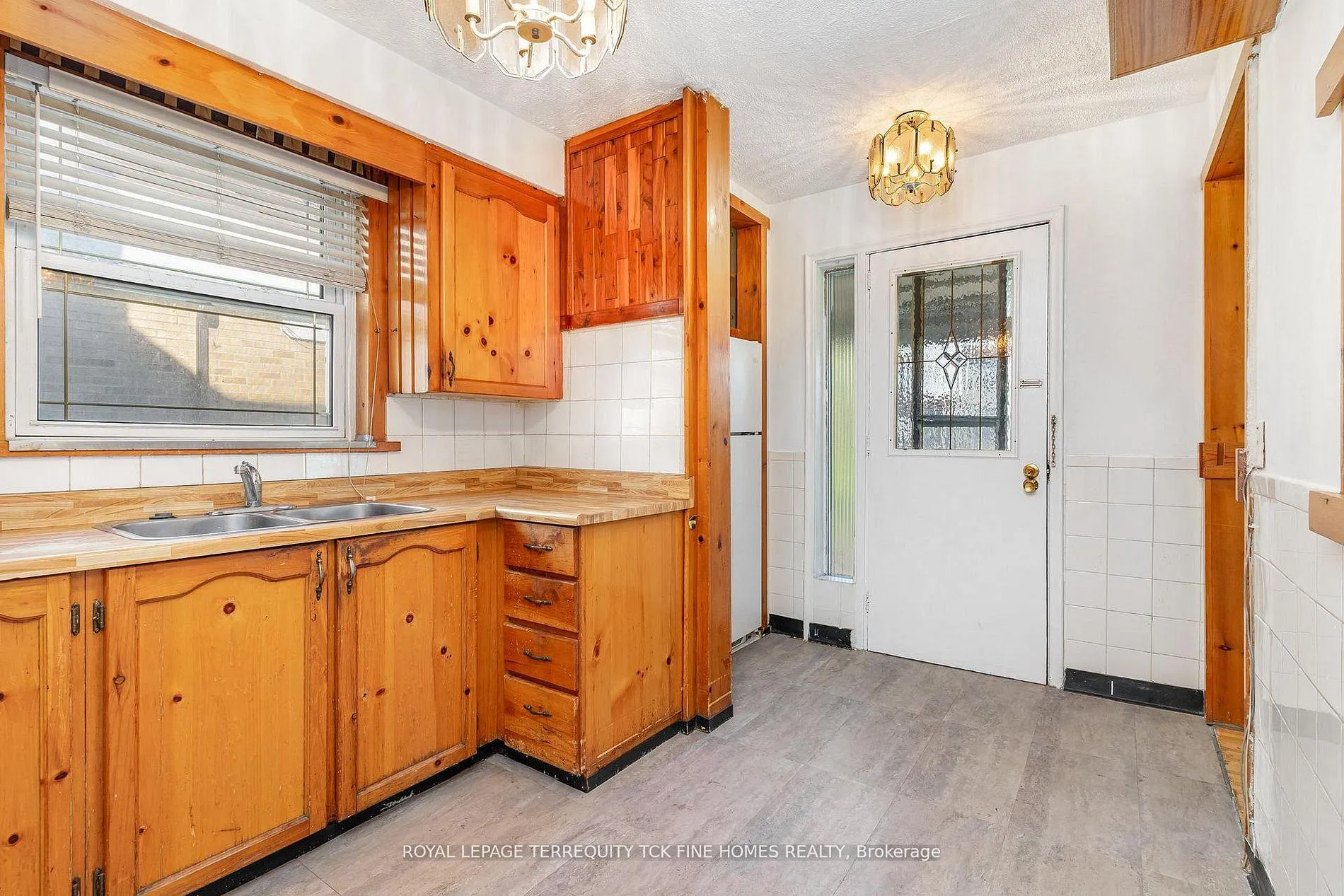 Photo 18 of 28 Lynvalley Crescent, Scarborough, Wexford-Maryvale — HOMEH