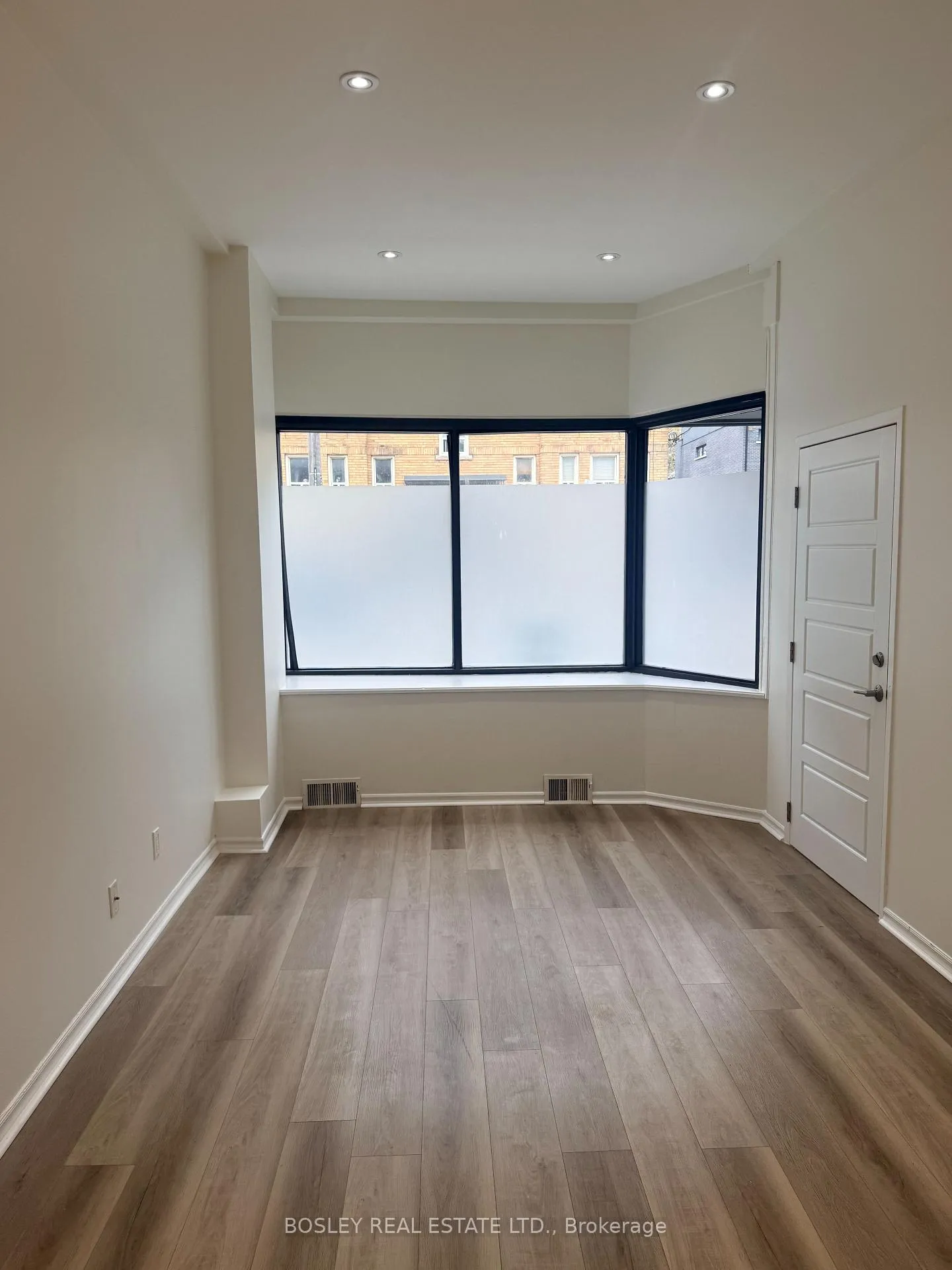 Photo 2 of Unit 1, 866 Broadview Avenue, Toronto, Playter Estates-Danforth — HOMEH