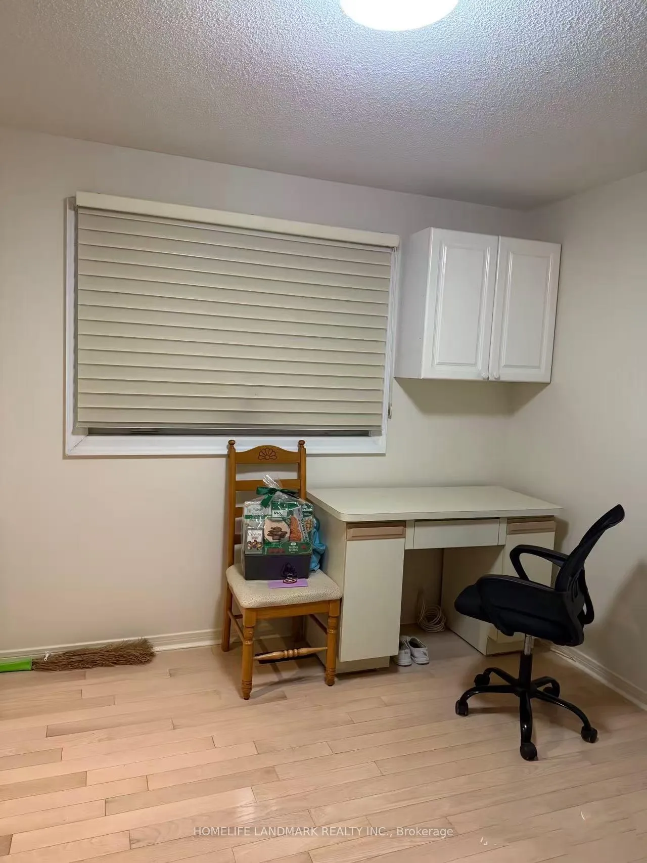 Photo 3 of Unit 1, 48 Glendale Road, Markham, Thornlea — HOMEH