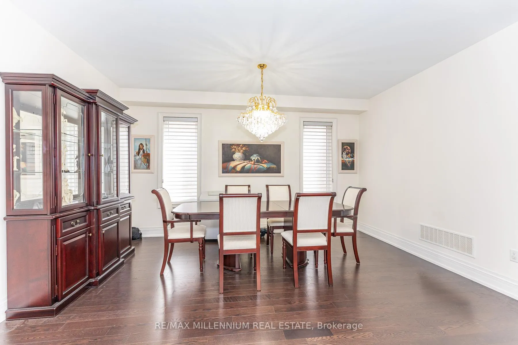 Photo 13 of 11 Algoma Drive, Vaughan, Kleinburg — HOMEH