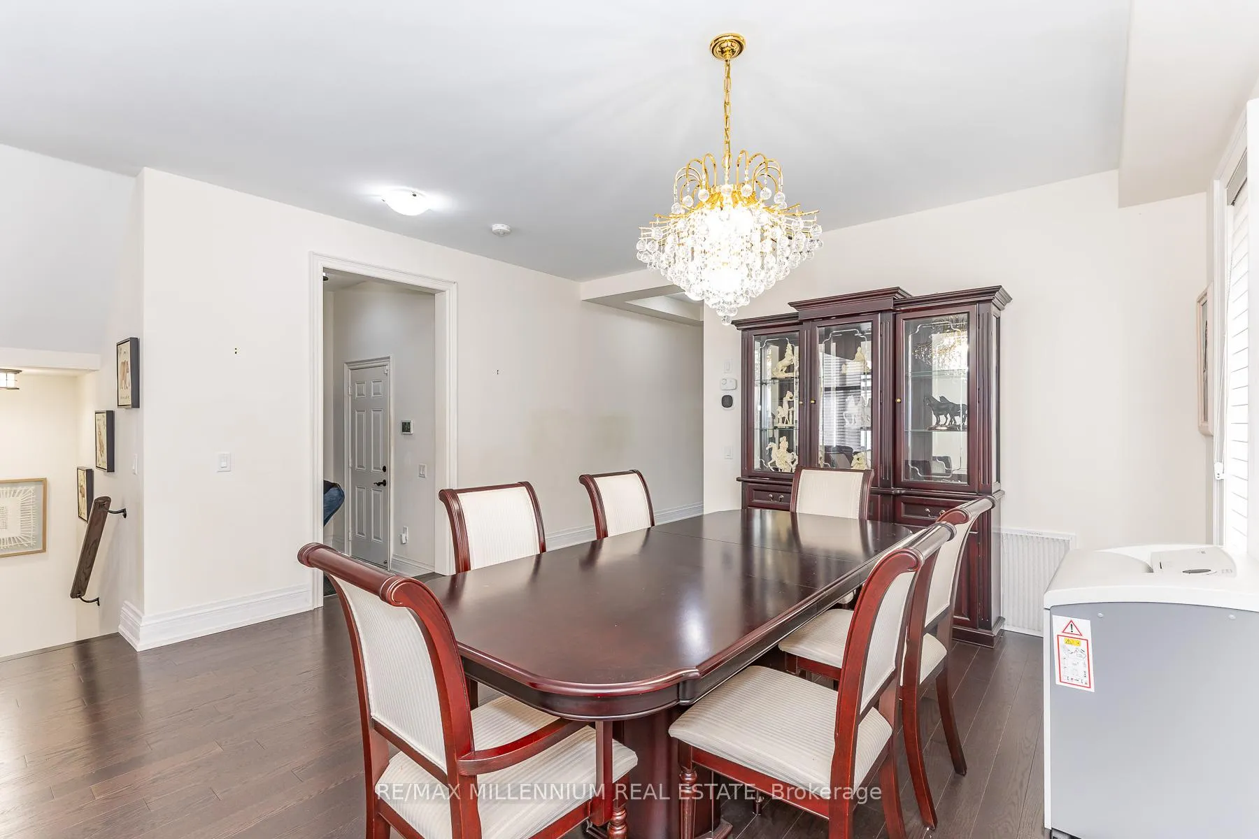 Photo 15 of 11 Algoma Drive, Vaughan, Kleinburg — HOMEH