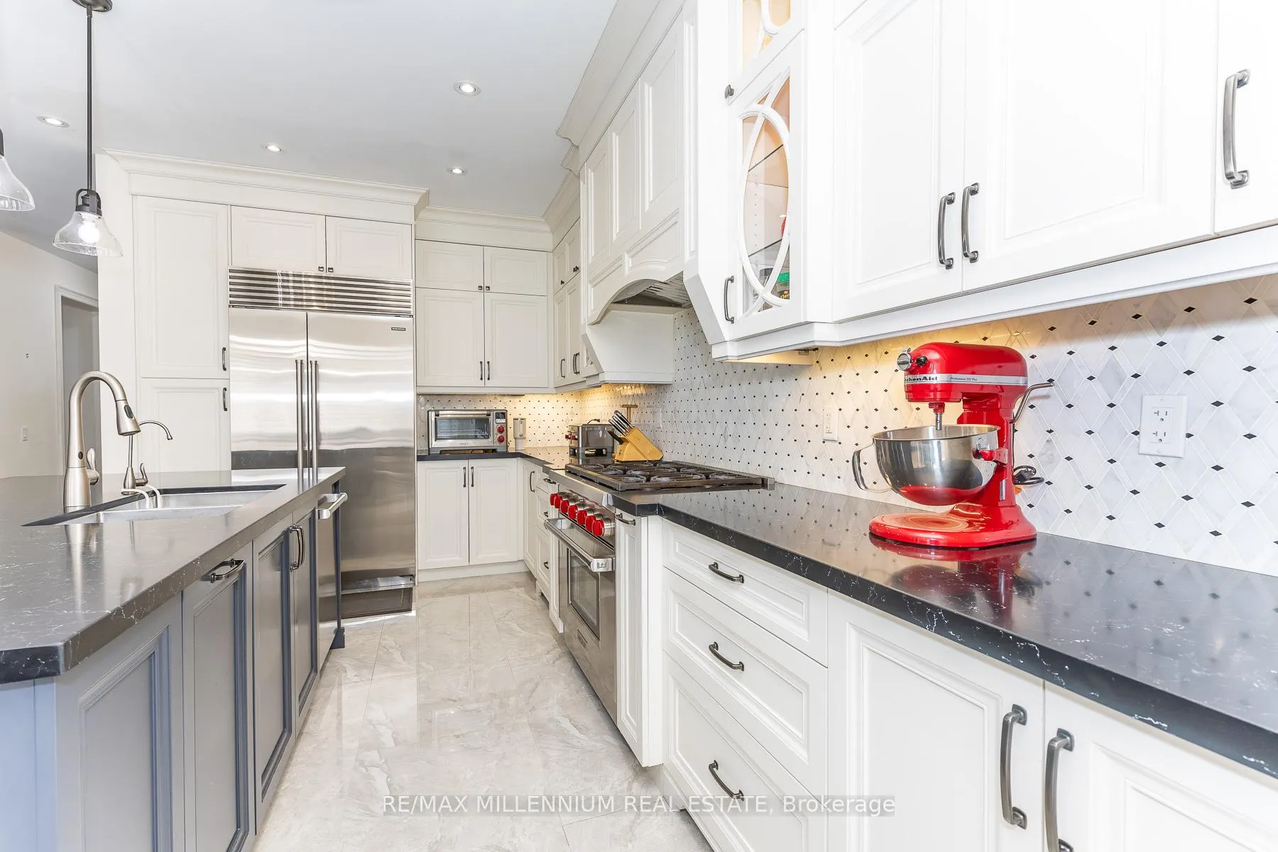 Photo 22 of 11 Algoma Drive, Vaughan, Kleinburg — HOMEH