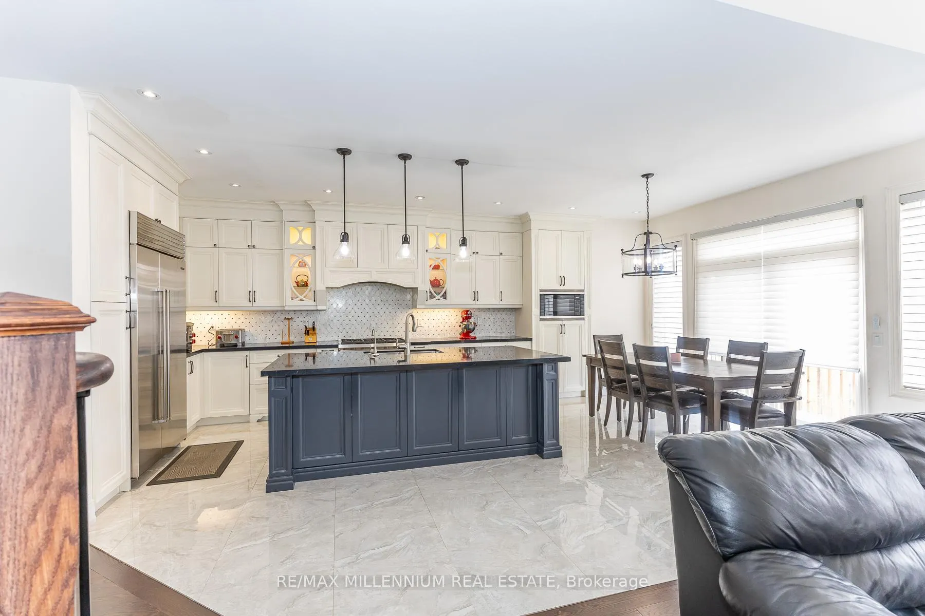 Photo 37 of 11 Algoma Drive, Vaughan, Kleinburg — HOMEH