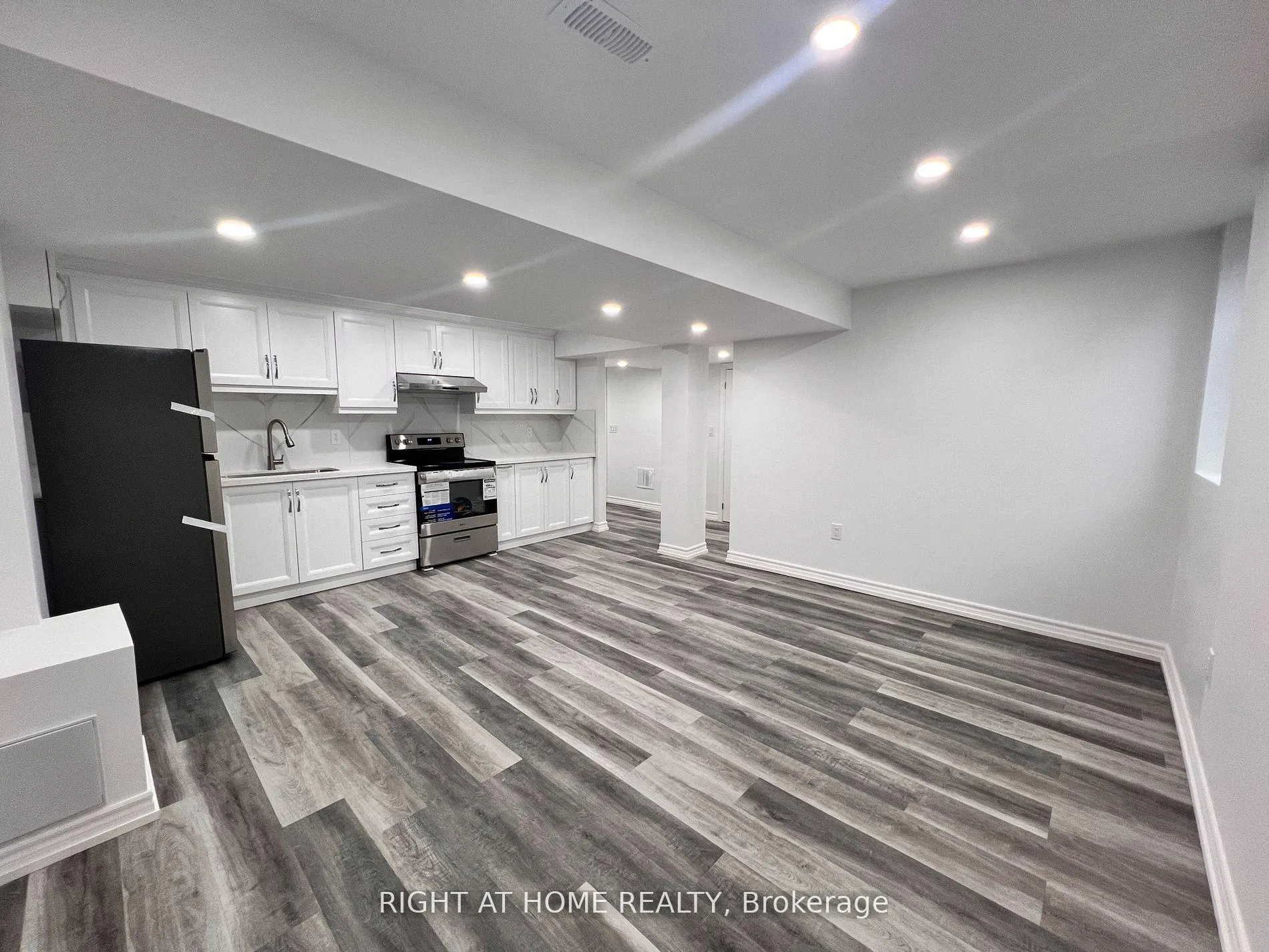 Photo 4 of Unit Lower, 1446 Cordick Street, Oshawa, Taunton — HOMEH