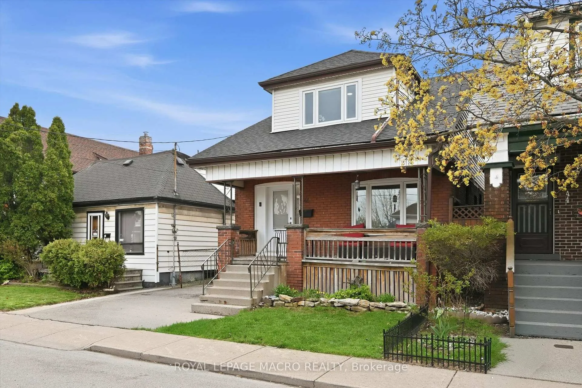 Photo 2 of 46 Mayflower Avenue, Hamilton, Crown Point — HOMEH
