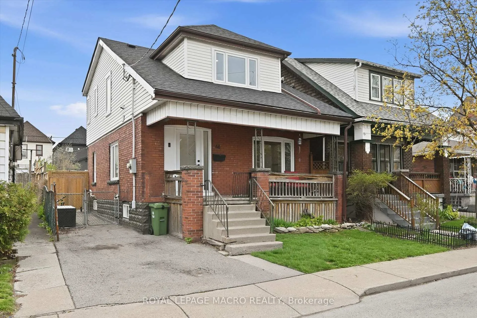 Photo 3 of 46 Mayflower Avenue, Hamilton, Crown Point — HOMEH