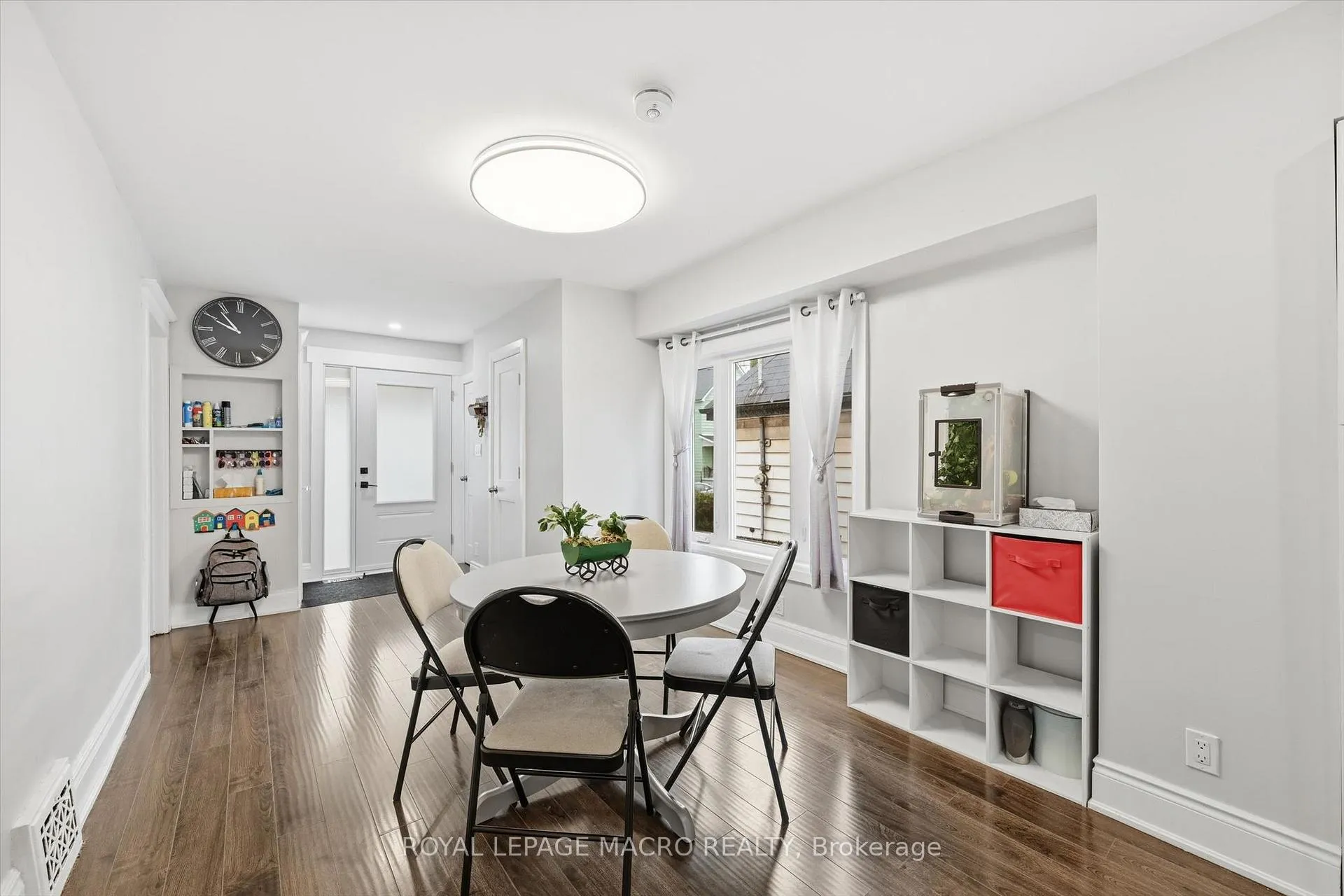 Photo 12 of 46 Mayflower Avenue, Hamilton, Crown Point — HOMEH