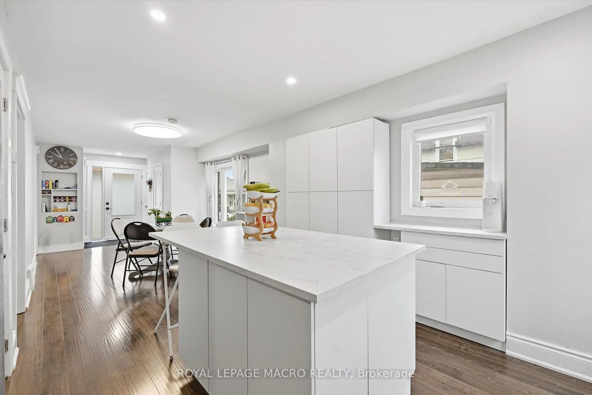 Photo 17 of 46 Mayflower Avenue, Hamilton, Crown Point — HOMEH
