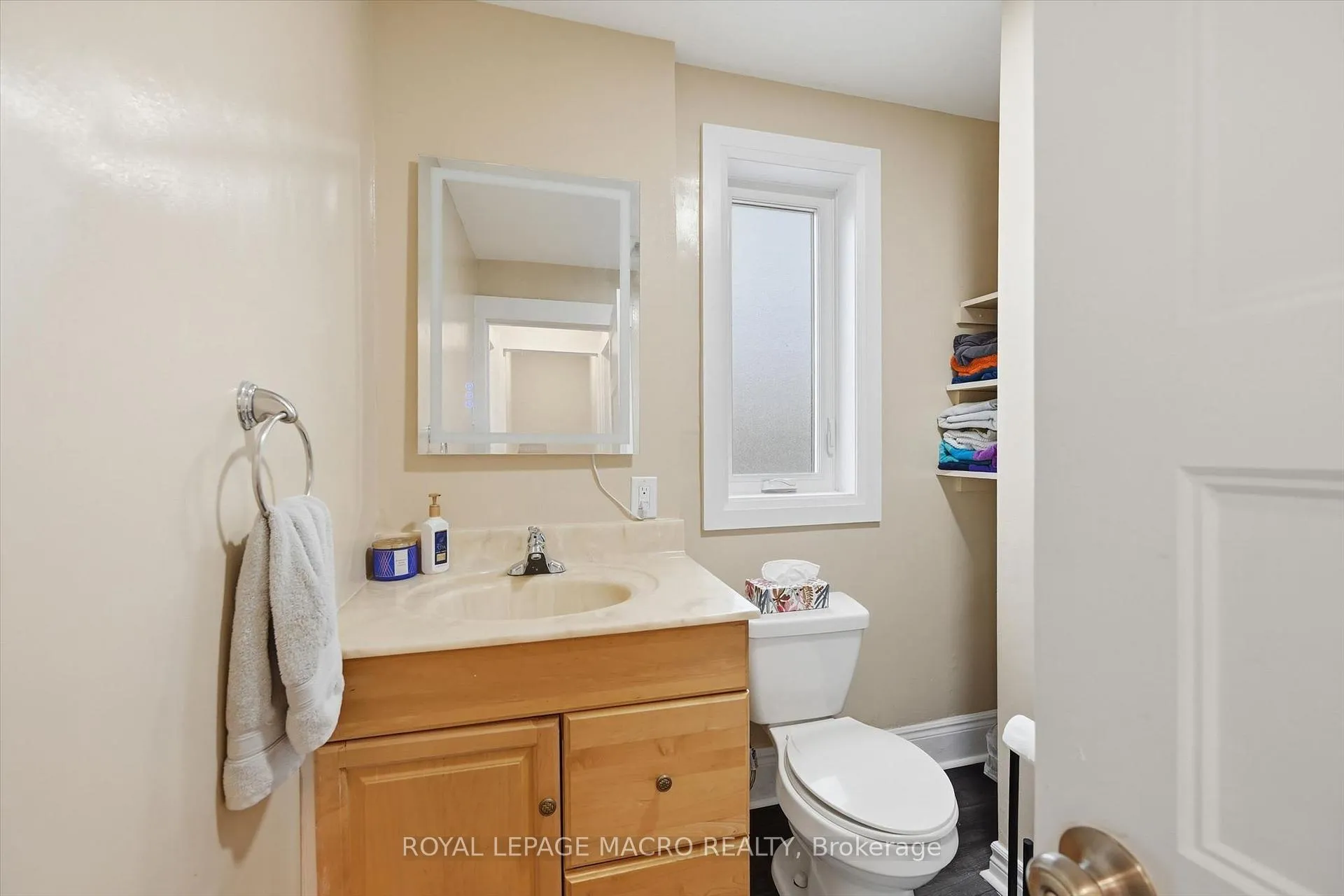 Photo 25 of 46 Mayflower Avenue, Hamilton, Crown Point — HOMEH