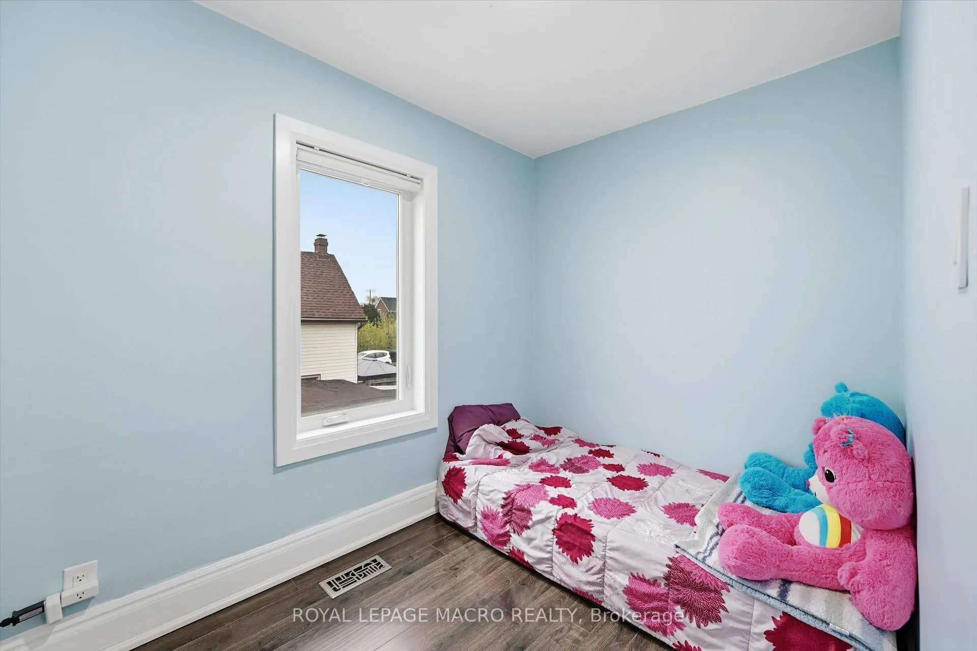 Photo 26 of 46 Mayflower Avenue, Hamilton, Crown Point — HOMEH