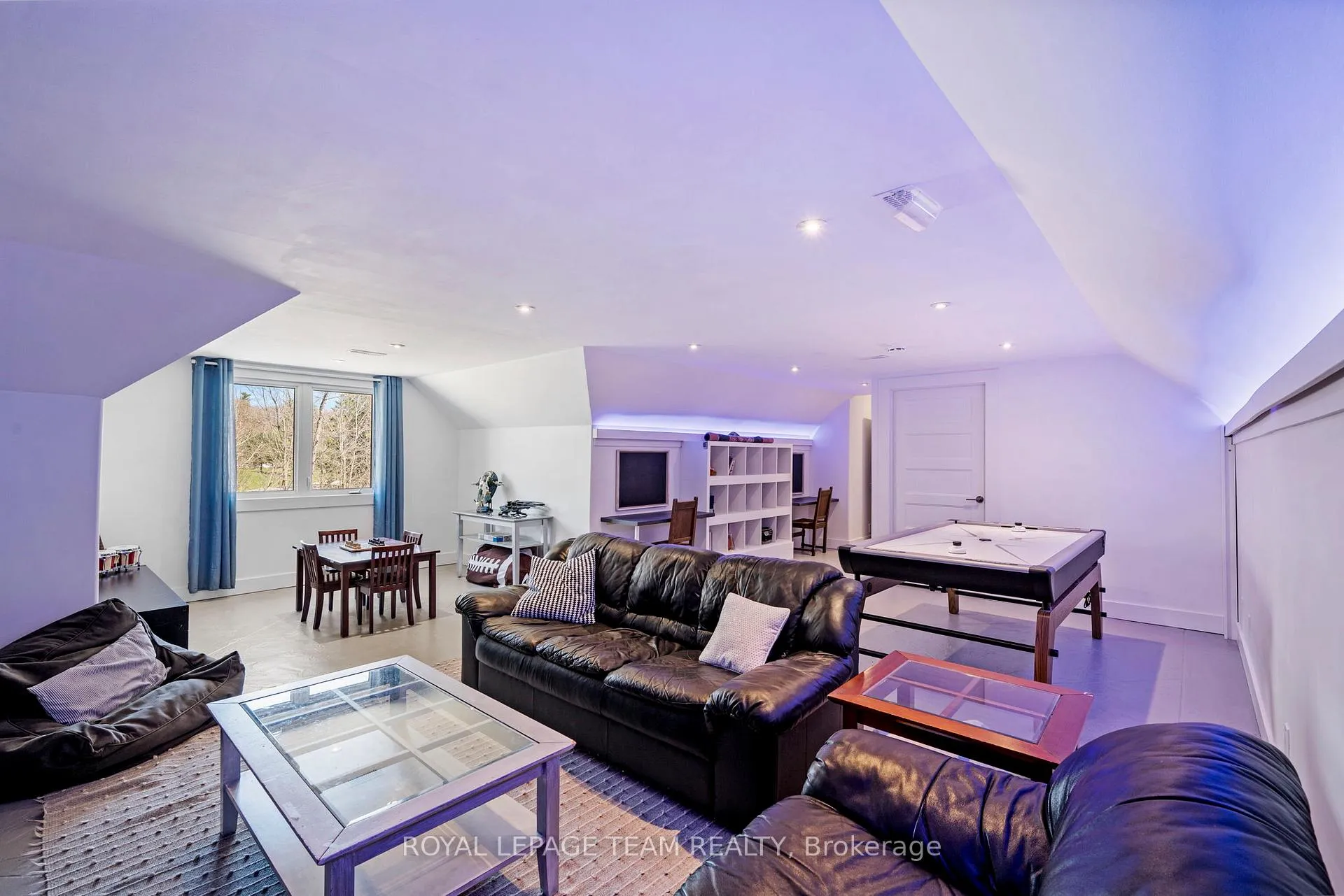 Photo 32 of 132 Lady Lochead Lane, Ottawa, Huntley Ward (South East) — HOMEH