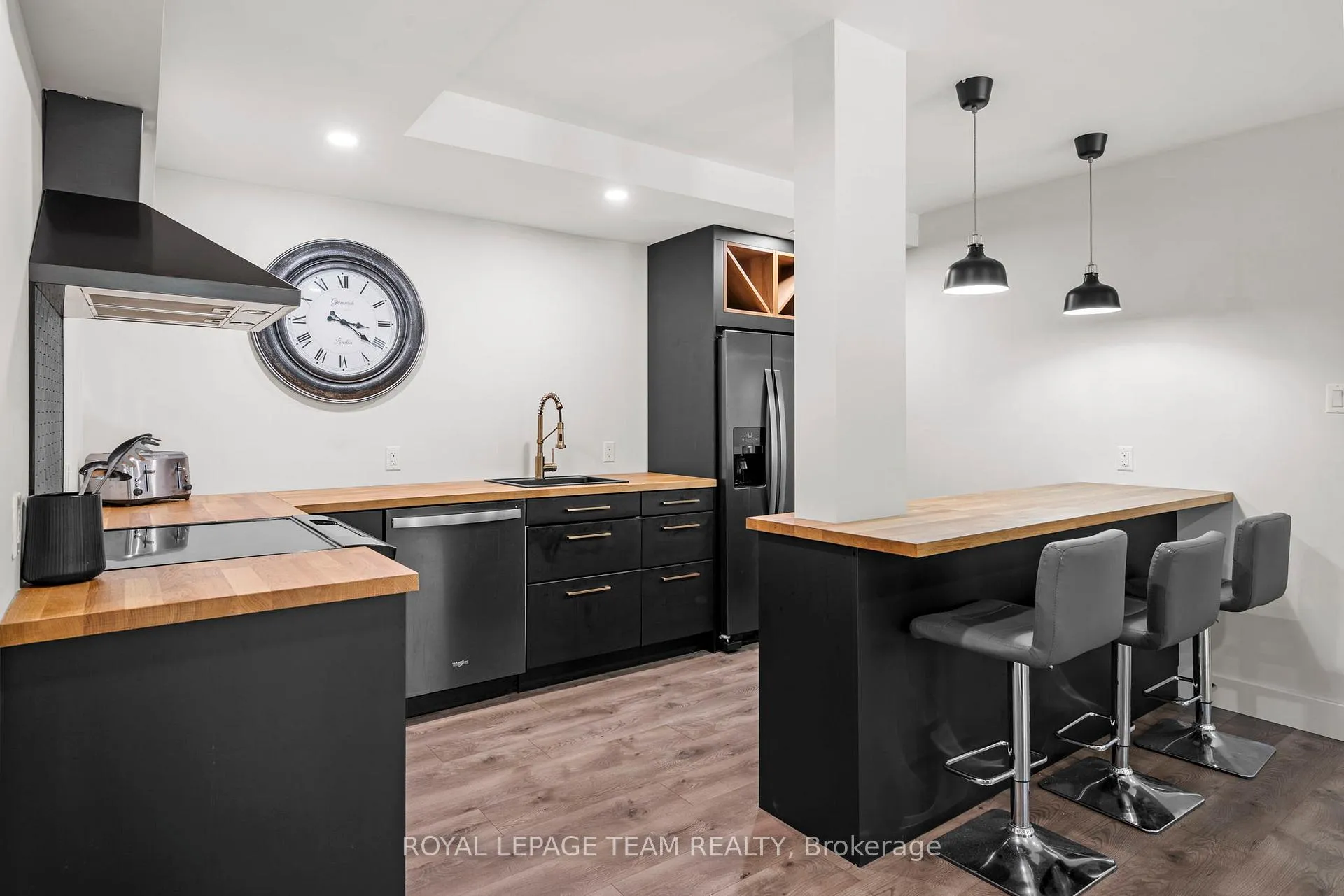 Photo 40 of 132 Lady Lochead Lane, Ottawa, Huntley Ward (South East) — HOMEH