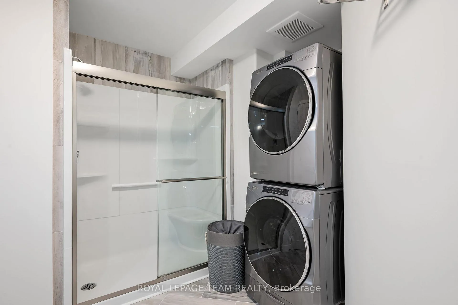 Photo 43 of 132 Lady Lochead Lane, Ottawa, Huntley Ward (South East) — HOMEH