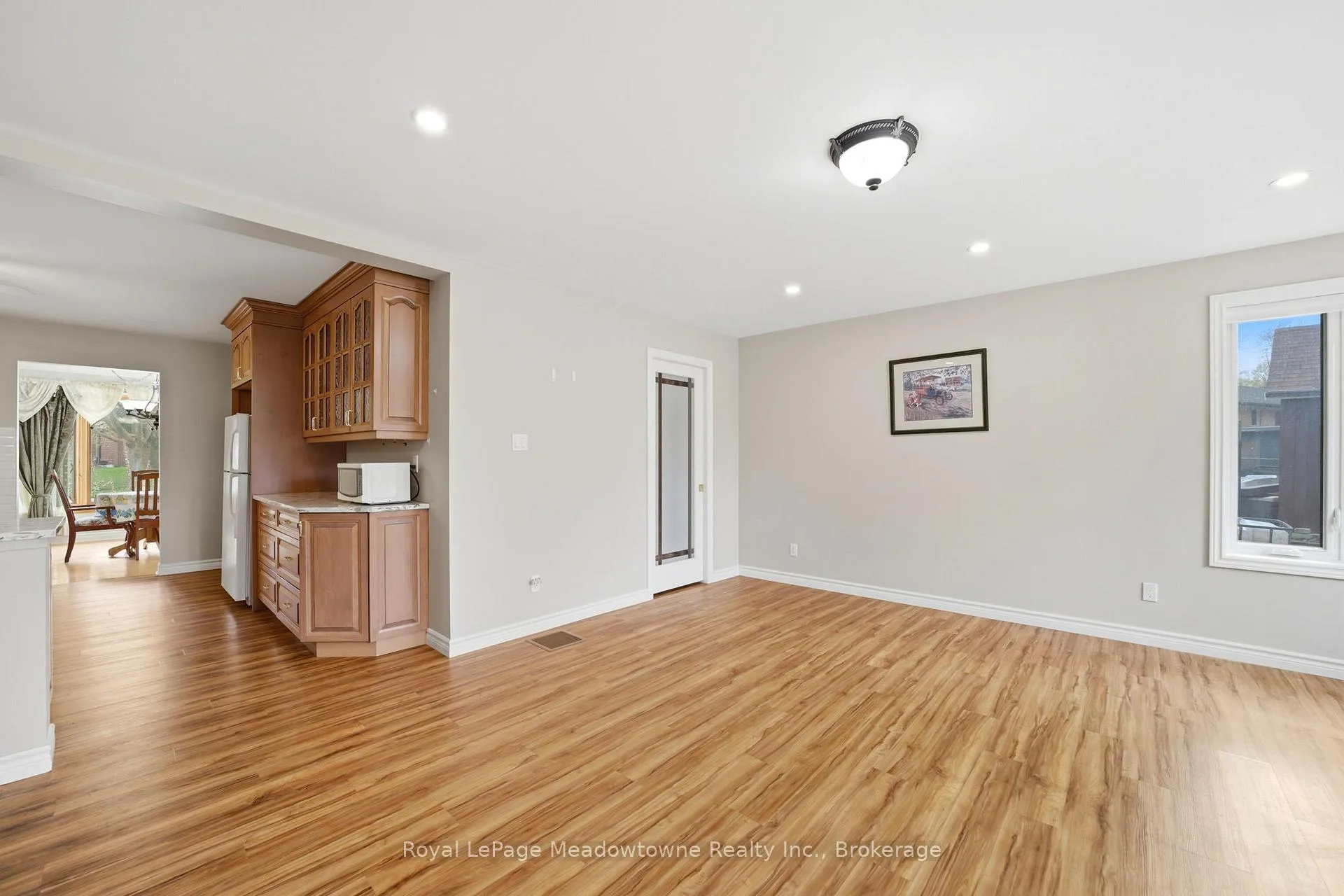 Photo 18 of 237 Woodhaven Road, Kitchener, Vanier - Kitchener — HOMEH