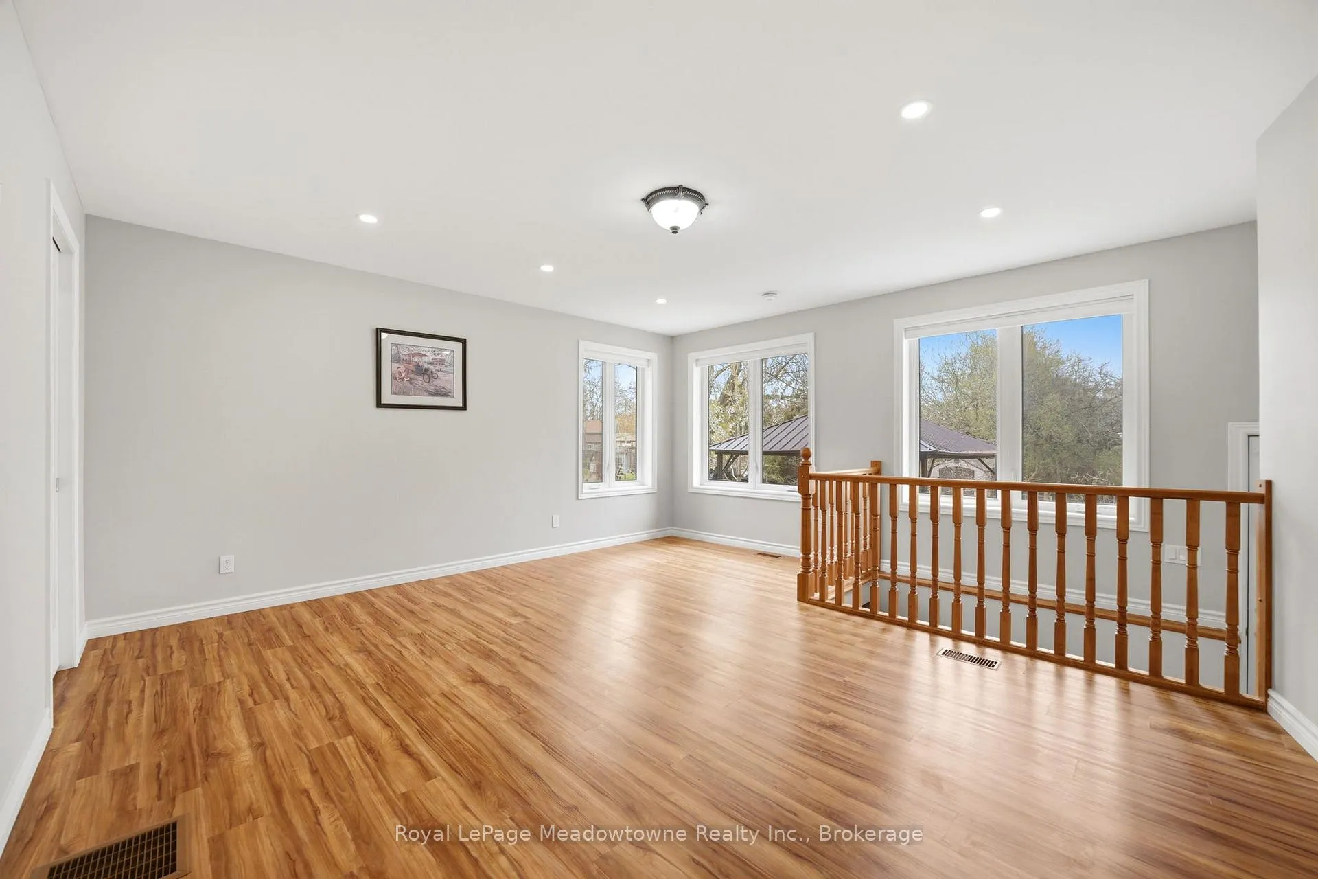 Photo 20 of 237 Woodhaven Road, Kitchener, Vanier - Kitchener — HOMEH