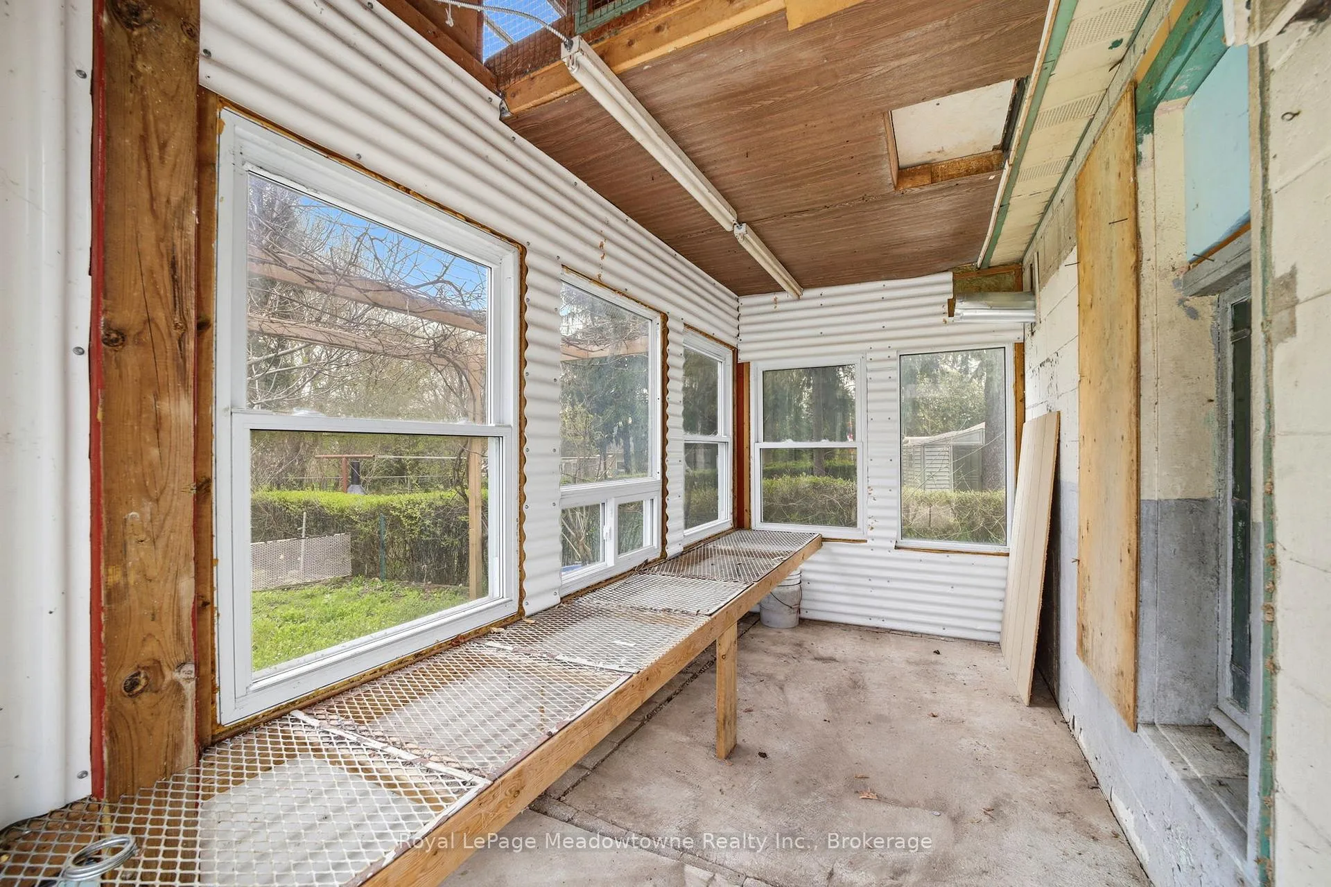 Photo 37 of 237 Woodhaven Road, Kitchener, Vanier - Kitchener — HOMEH