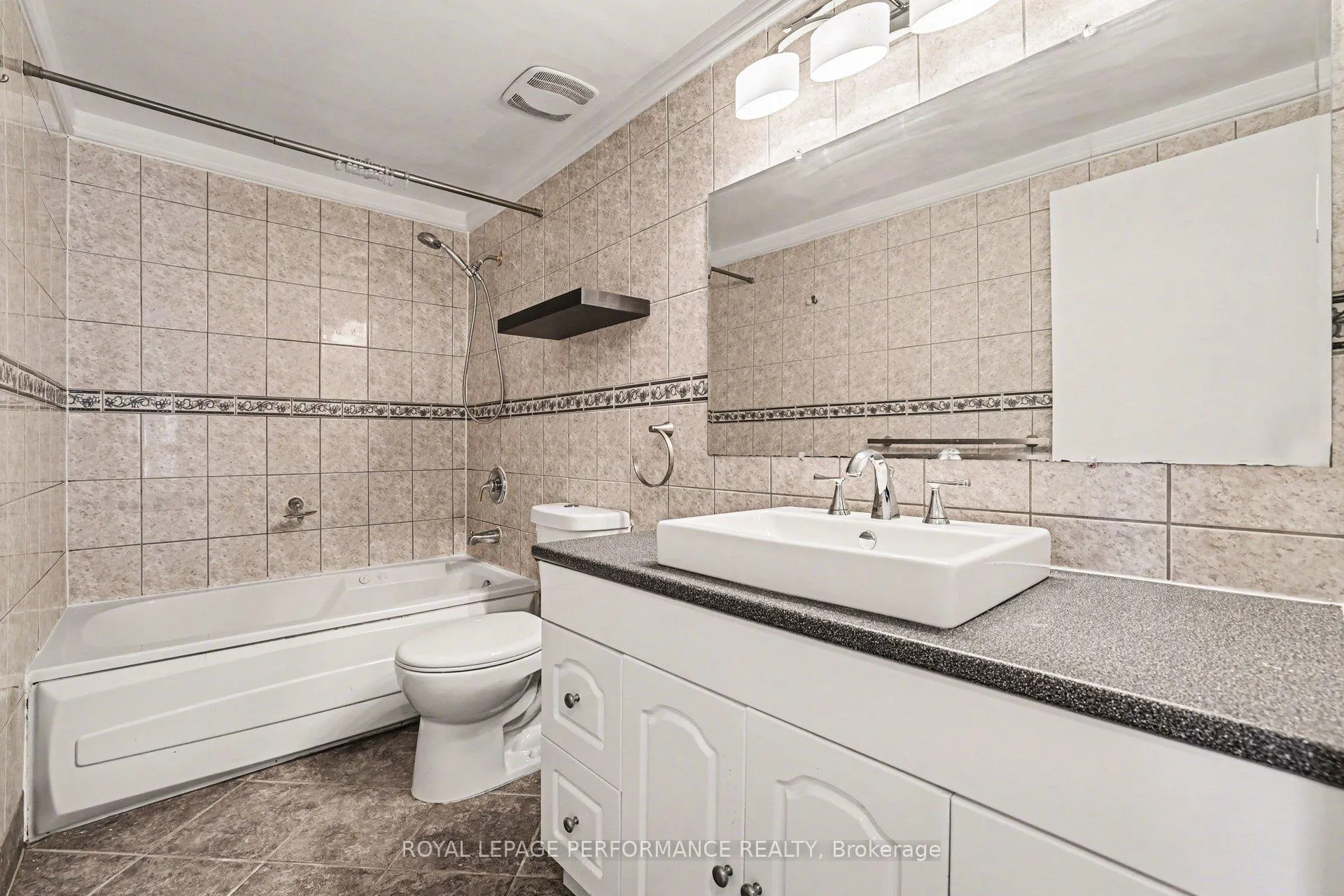 Photo 17 of 1367 Cedarcroft Crescent, Ottawa, Pineview — HOMEH