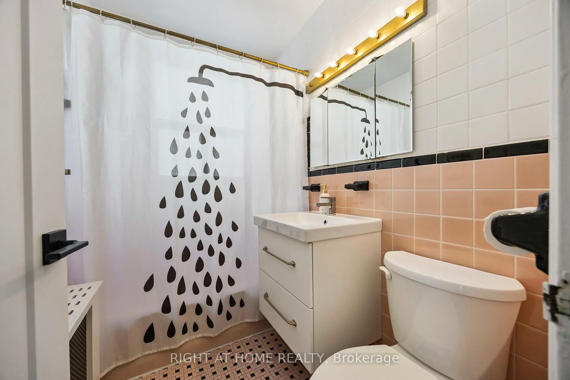 Photo 28 of Unit 103, 57 Neptune Drive, Toronto, Englemount-Lawrence — HOMEH