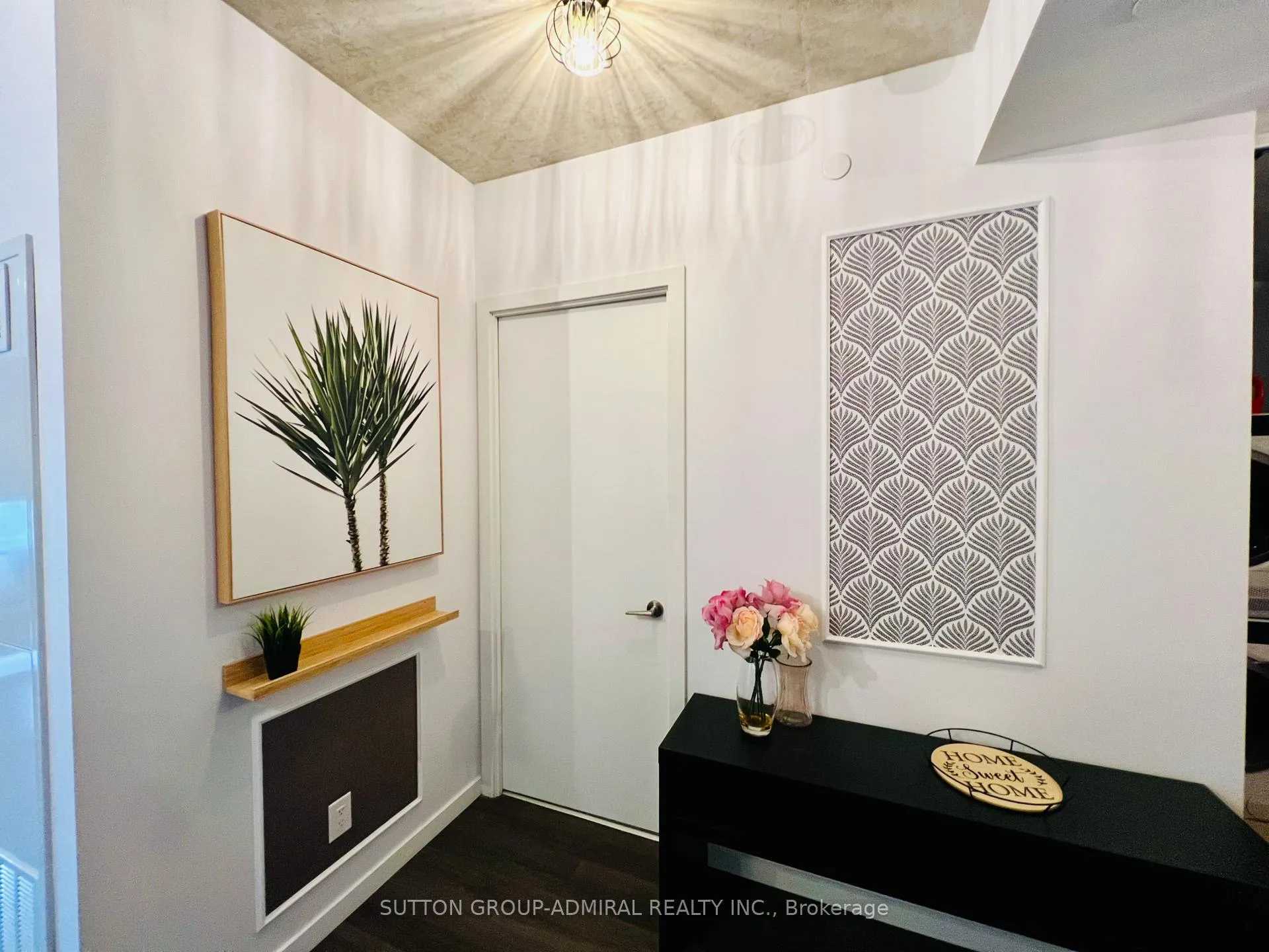 Photo 2 of Unit 323, 7 Smith Crescent, Etobicoke, Stonegate-Queensway — HOMEH