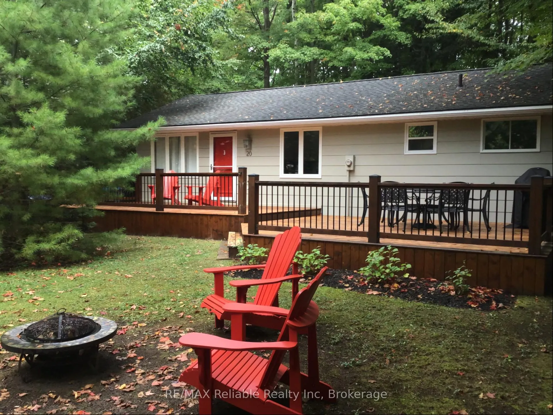Photo 5 of 20 George Street, Bluewater, Bayfield — HOMEH