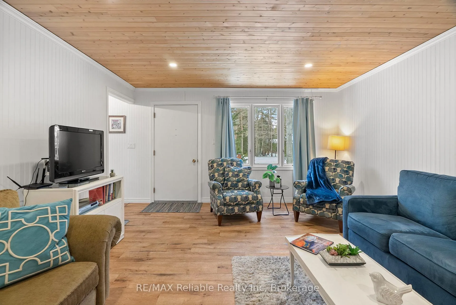 Photo 14 of 20 George Street, Bluewater, Bayfield — HOMEH