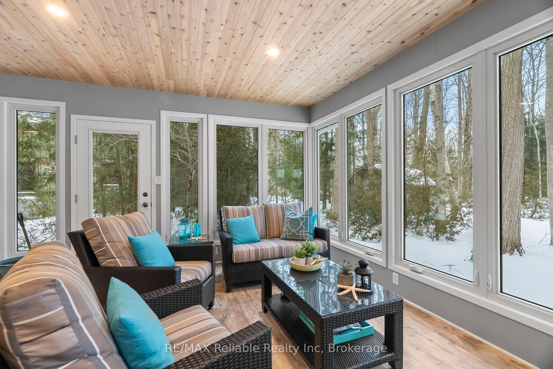 Photo 18 of 20 George Street, Bluewater, Bayfield — HOMEH