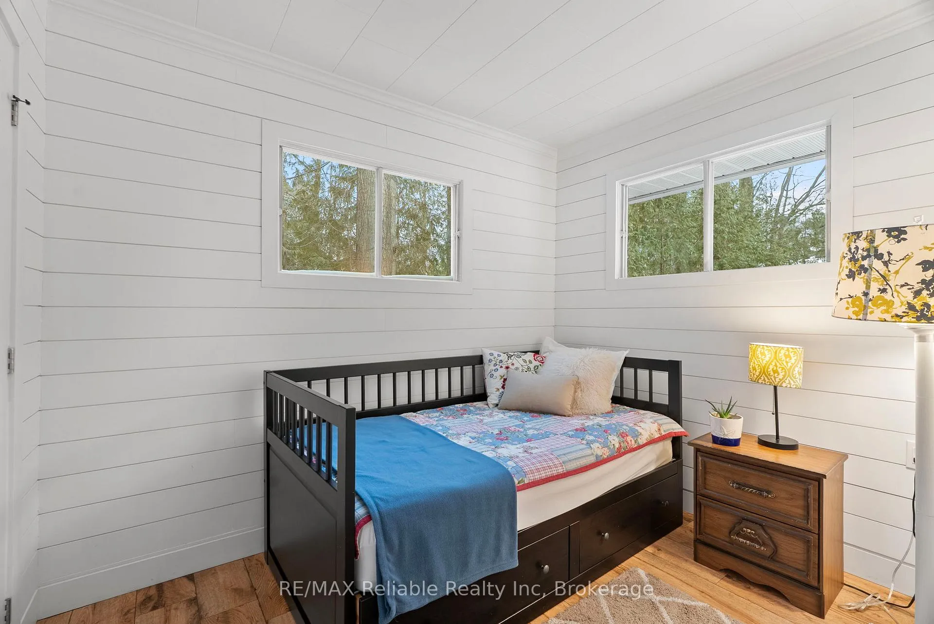Photo 29 of 20 George Street, Bluewater, Bayfield — HOMEH