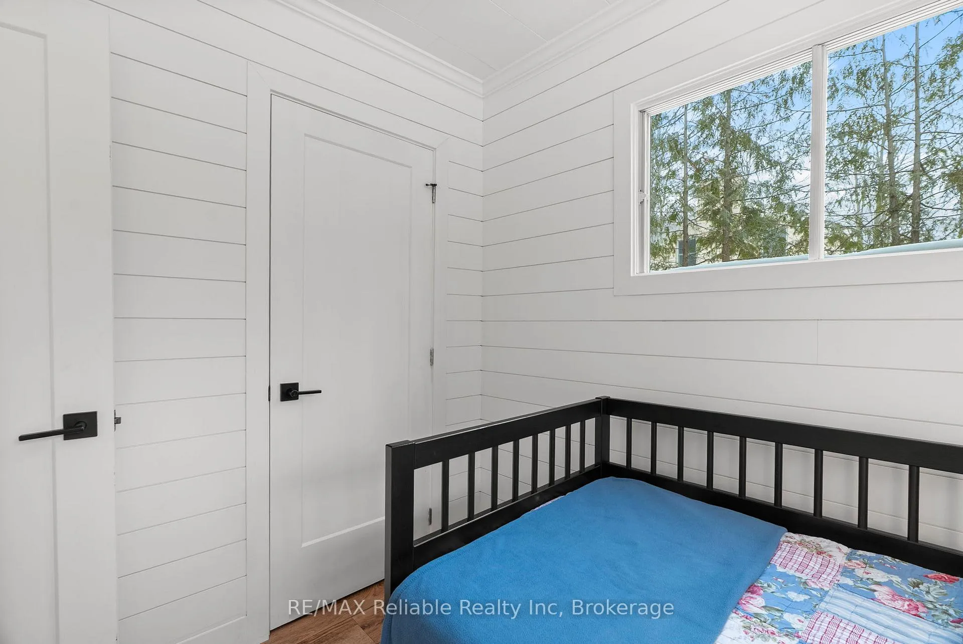 Photo 31 of 20 George Street, Bluewater, Bayfield — HOMEH