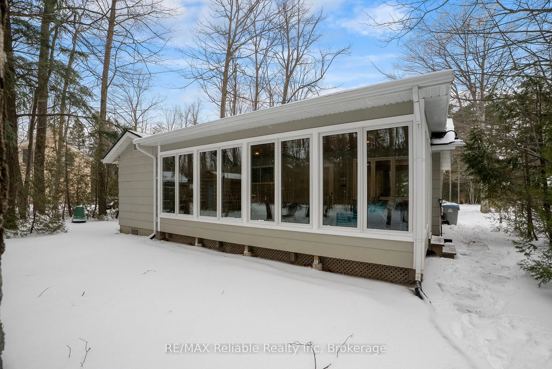 Photo 41 of 20 George Street, Bluewater, Bayfield — HOMEH