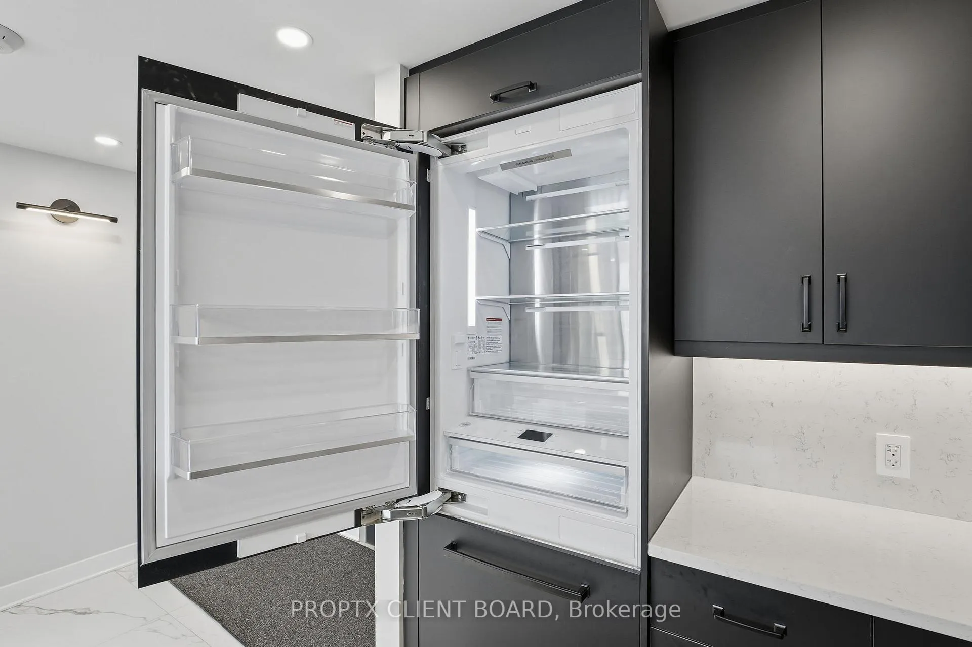 Photo 11 of Unit PH206, 180 George Street, Ottawa, Lower Town/Byward Market — HOMEH