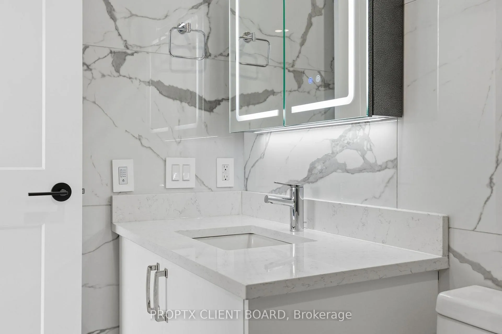 Photo 31 of Unit PH206, 180 George Street, Ottawa, Lower Town/Byward Market — HOMEH