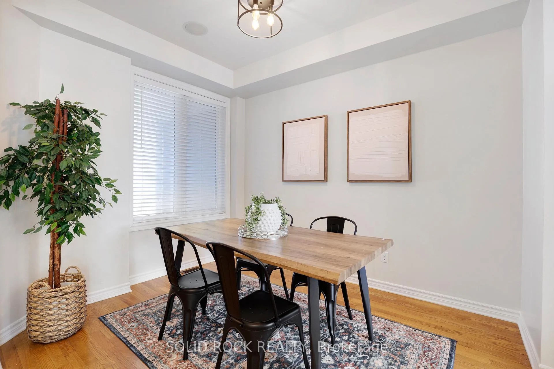Photo 7 of 62 Evelyn Powers Private, Ottawa, Stittsville (South) — HOMEH