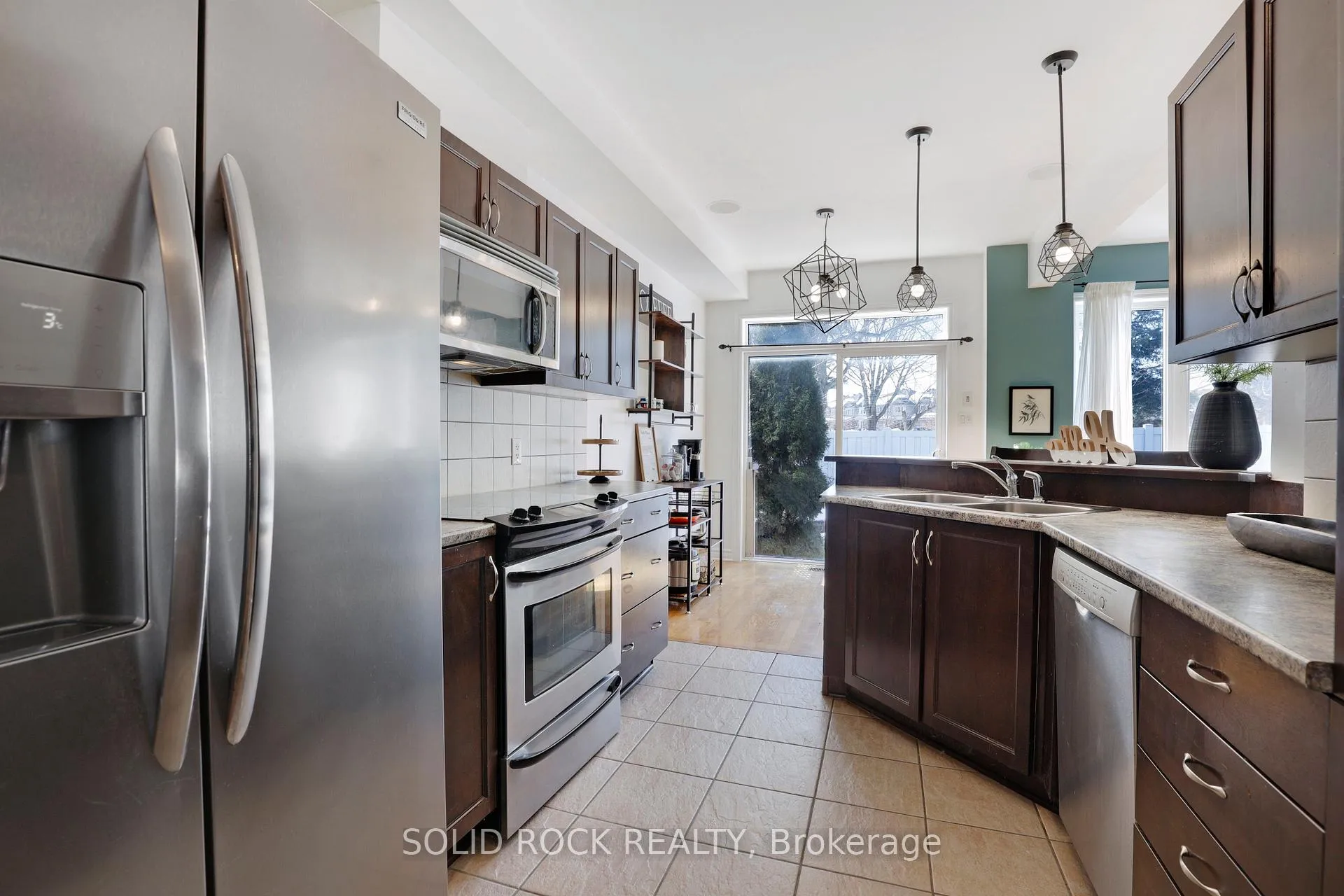 Photo 9 of 62 Evelyn Powers Private, Ottawa, Stittsville (South) — HOMEH